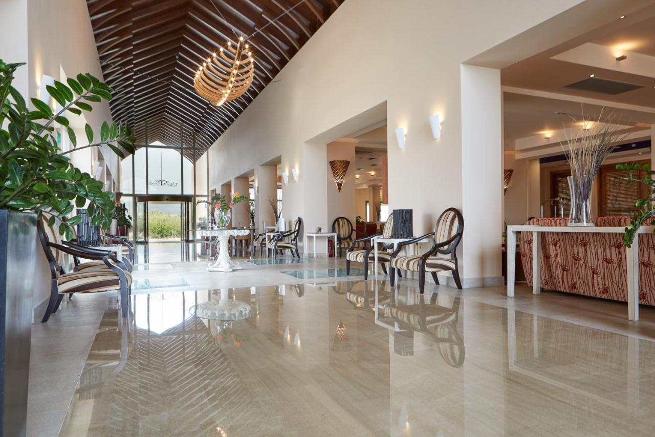 Giannoulis - Cavo Spada Luxury Sports & Leisure Resort & Spa Kolimvarion Bagian luar foto